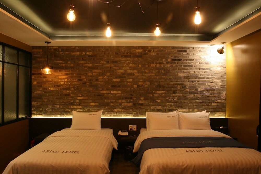 Фото Incheon Asiad Banwol Hotel