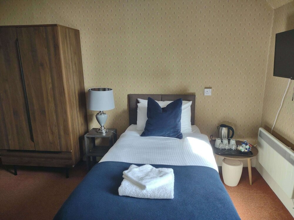 Фото Harbour Cottage