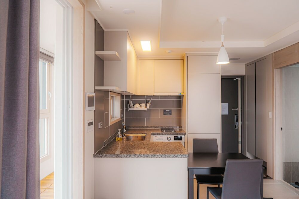 Фото The November Stay in Landmark