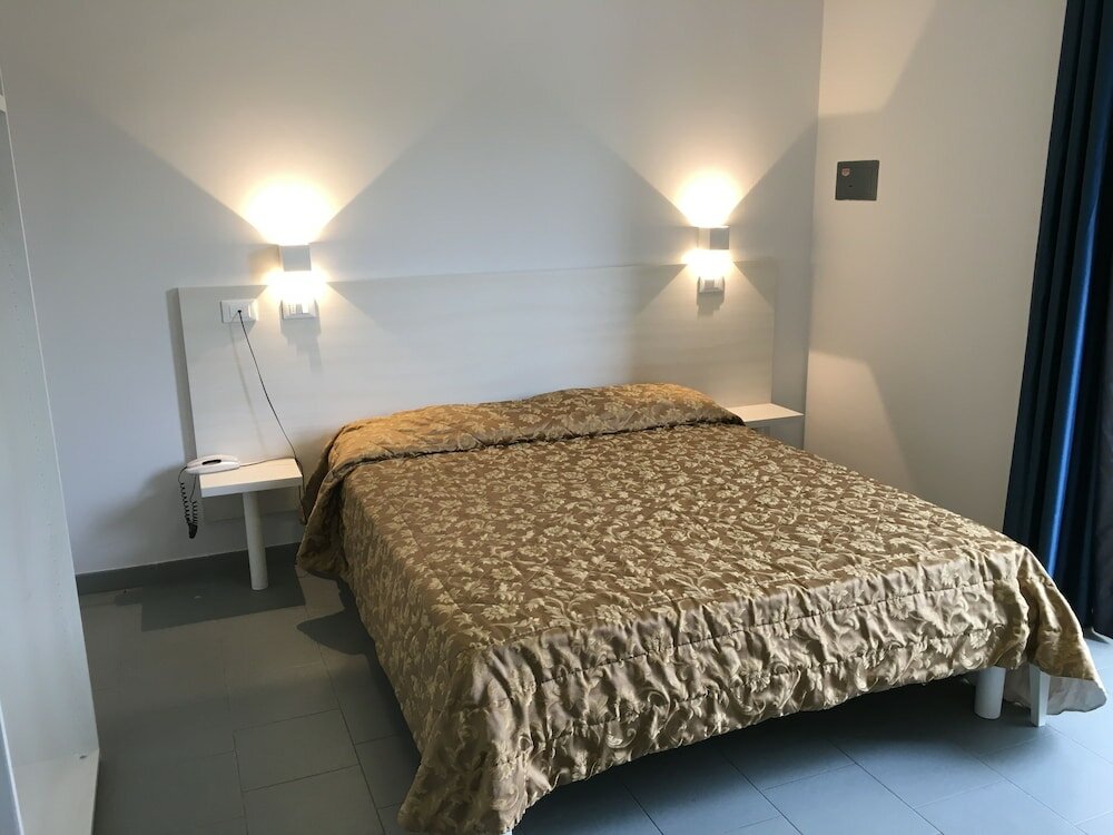 Фото Hotel La Siesta