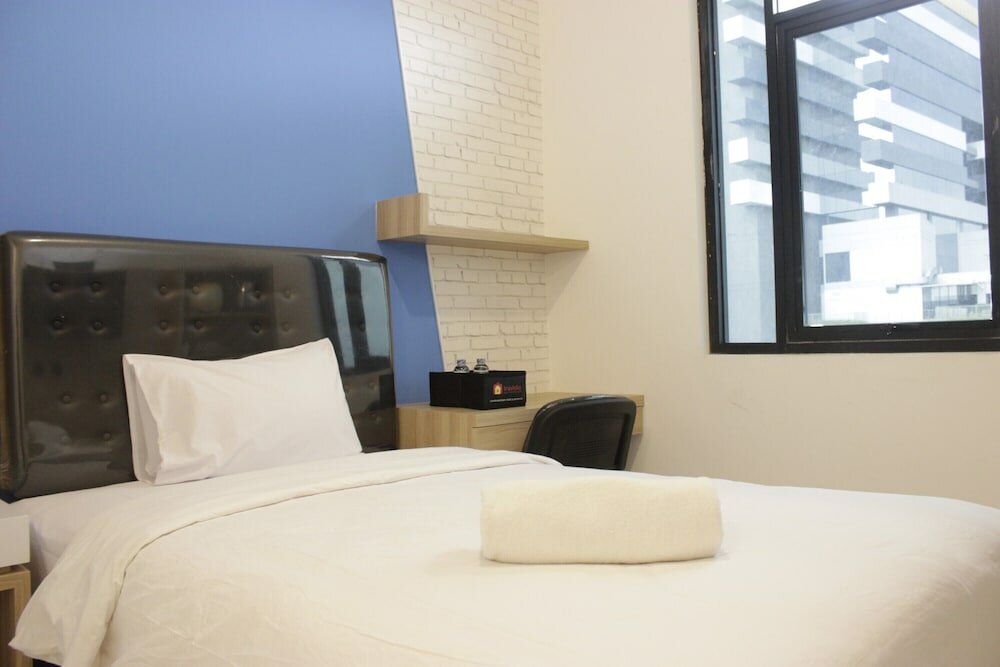 Hotel Pleasant Studio Semi Apartment at The Lodge Paskal near Binus University, Bandung, photo