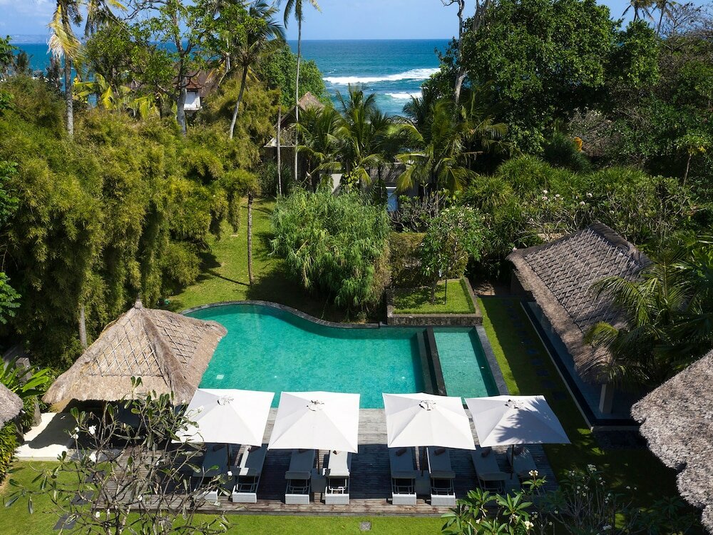 Фото Seseh Beach Villas