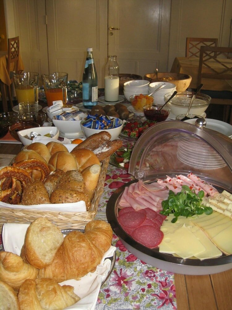 Фото Hotel Bergbauer