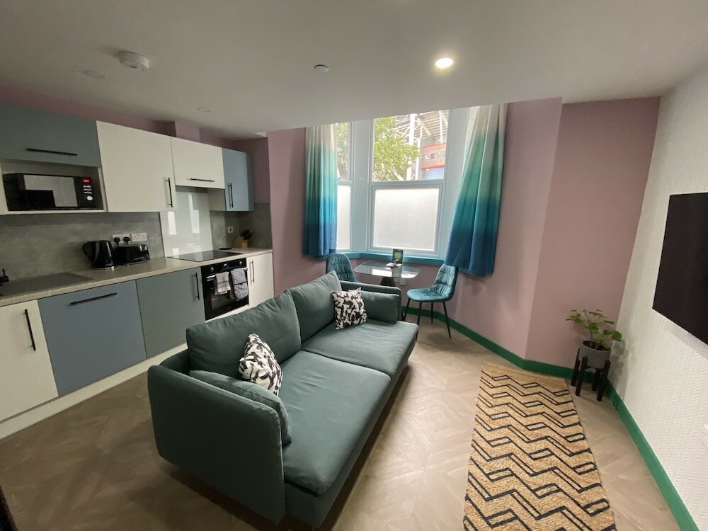 Фото Aaron Wise - 51 Fitzhamon