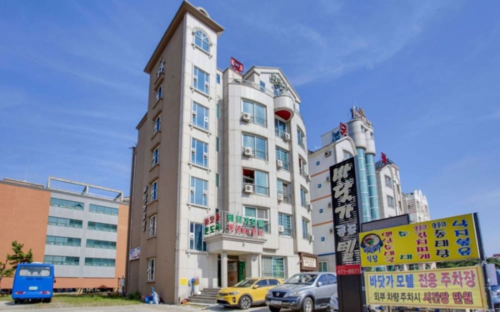 Фото Naksan Beach Condotel