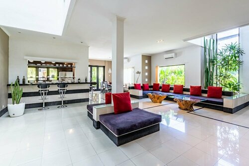 Гостиница Anedda Mutiara Villa в Денпасаре