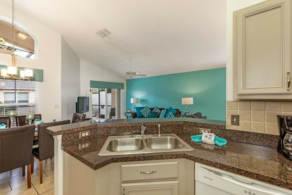 Фото Jasmine 4 Bedrooms