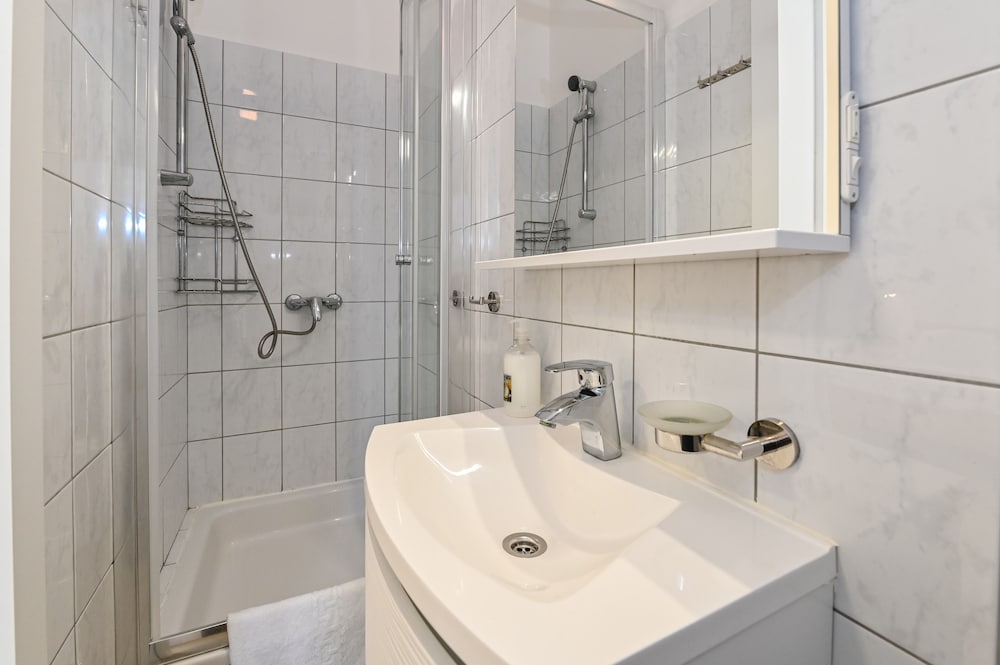 Фото Seagull Apartments & Studios