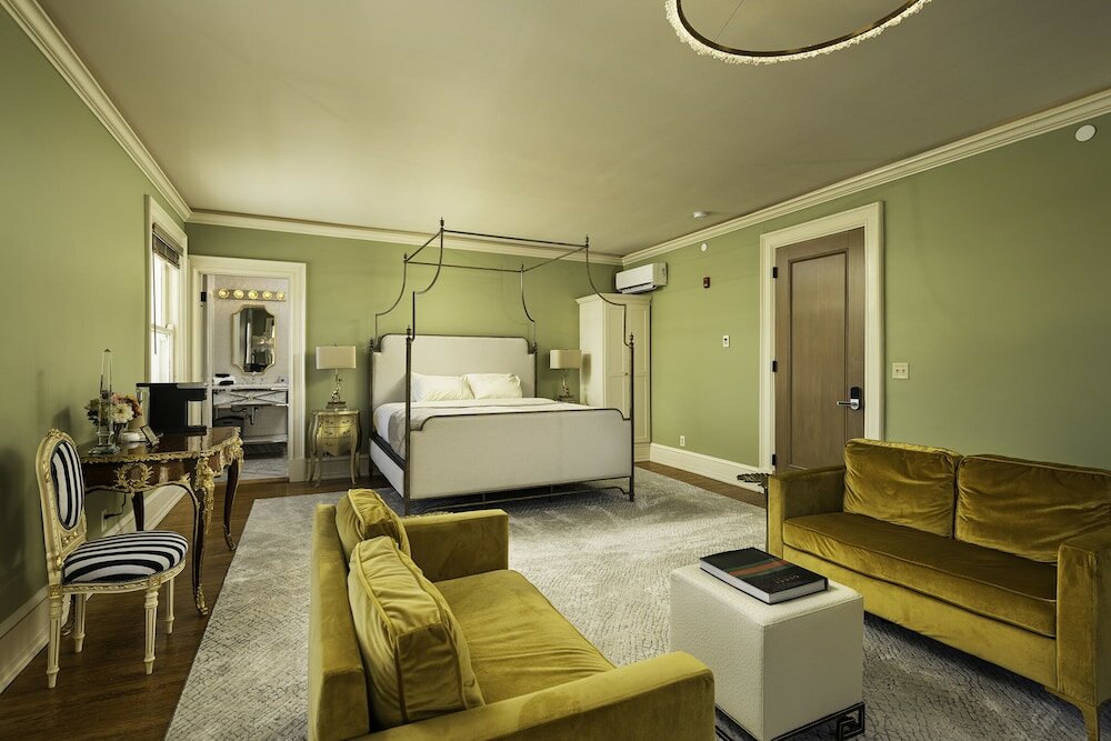 Фото The Edward Hotel