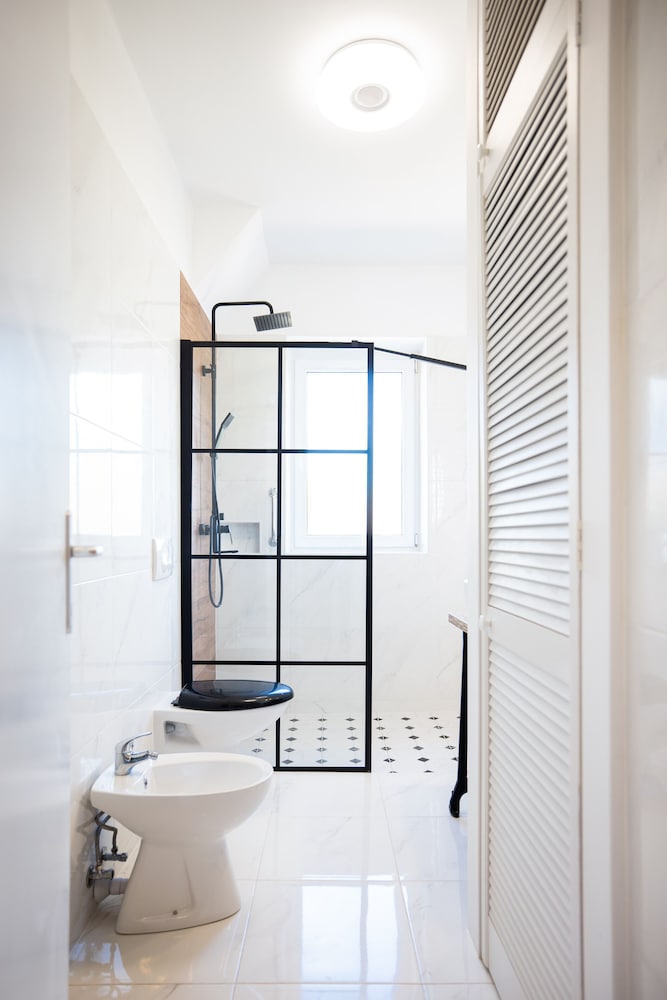 Фото Cozy One Bedroom Apartment Klara