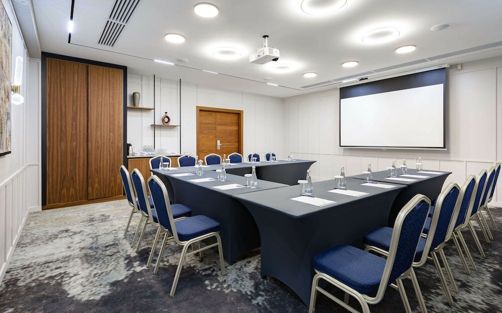 Фото DoubleTree by Hilton Hotel Novosibirsk