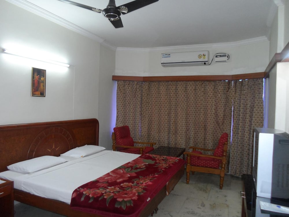 Фото Hotel Plr Grand