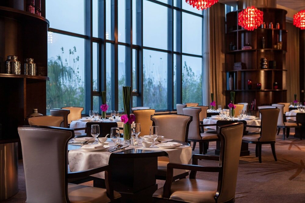Фото Renaissance Tianjin Lakeview Hotel