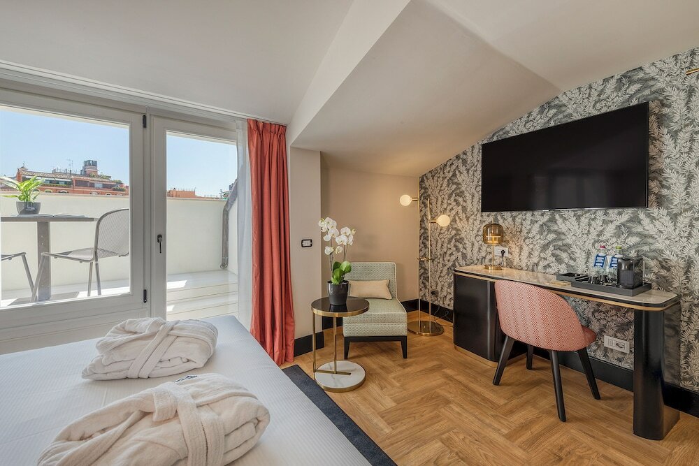 Фото H10 Palazzo Galla