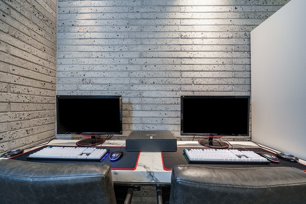 Фото Brown-Dot Hotel Geomdan