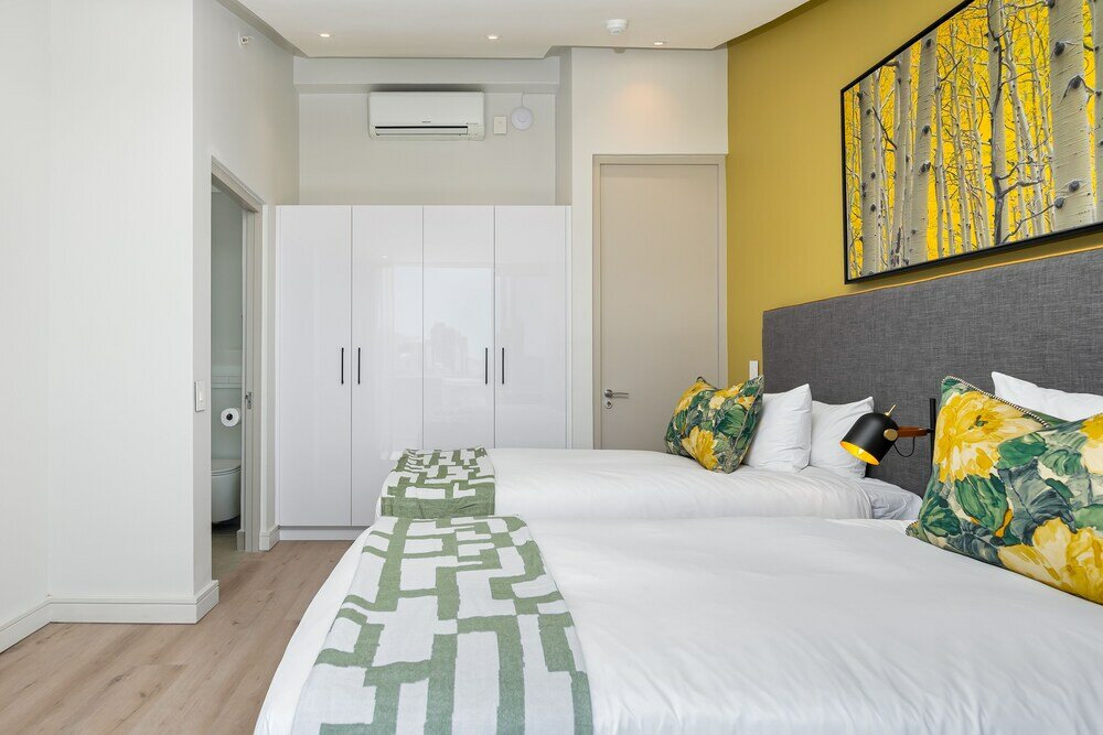 Фото Point Break Luxury Apartments