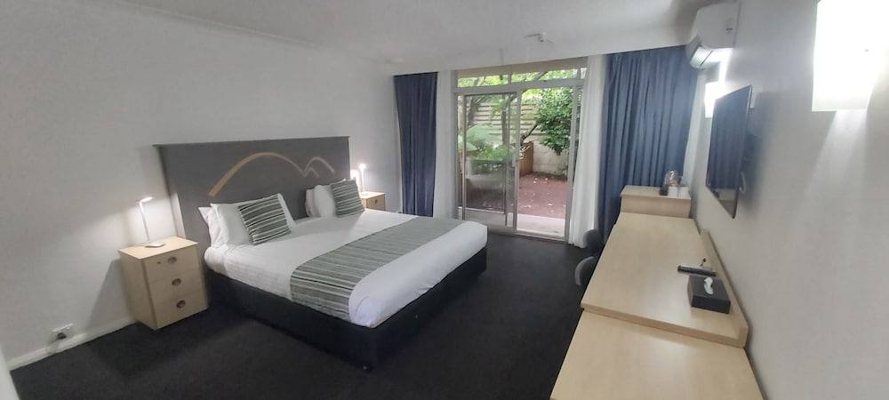 Фото Leura Gardens Resort