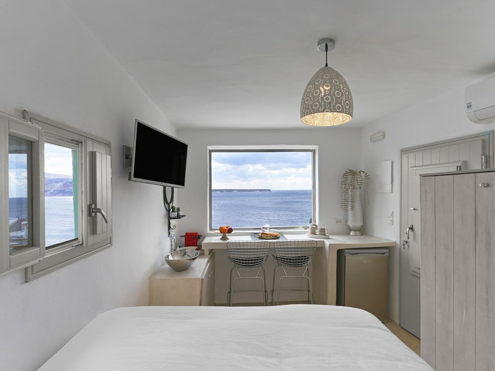 Фото Secret Gem Suites