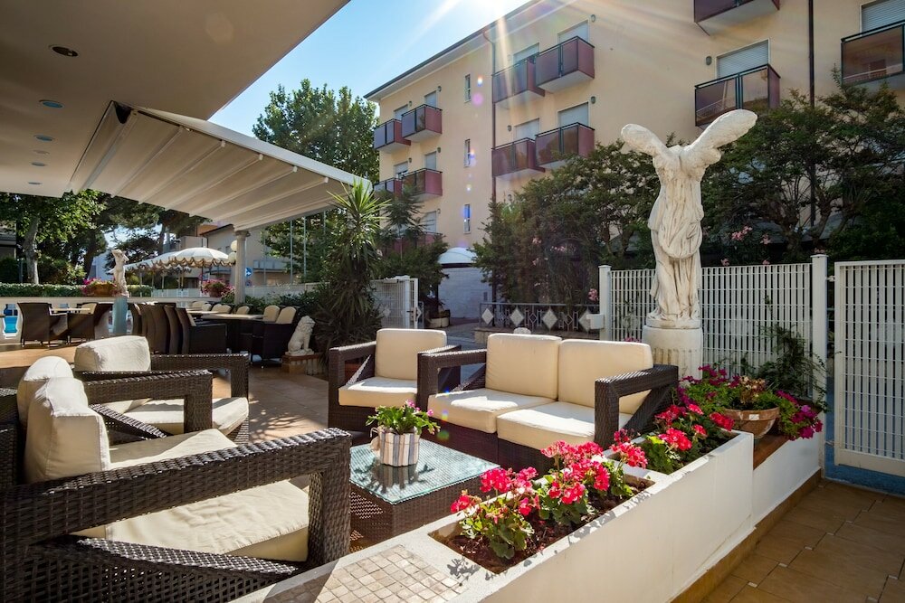 Фото Hotel Villa dei Fiori