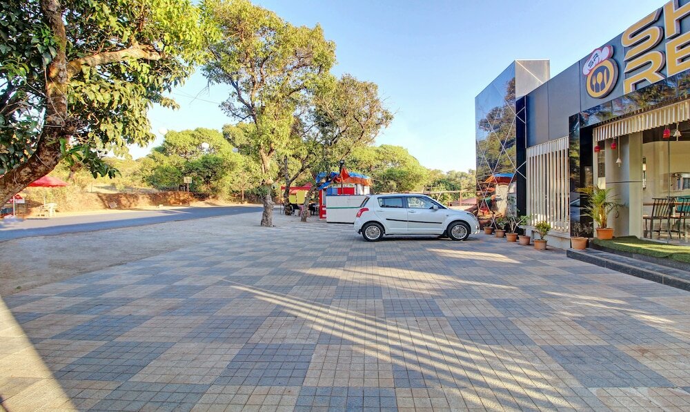 Фото Treebo Trend Shivay Resort