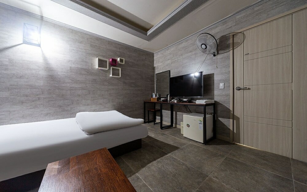 Фото Geochang Hwangsil