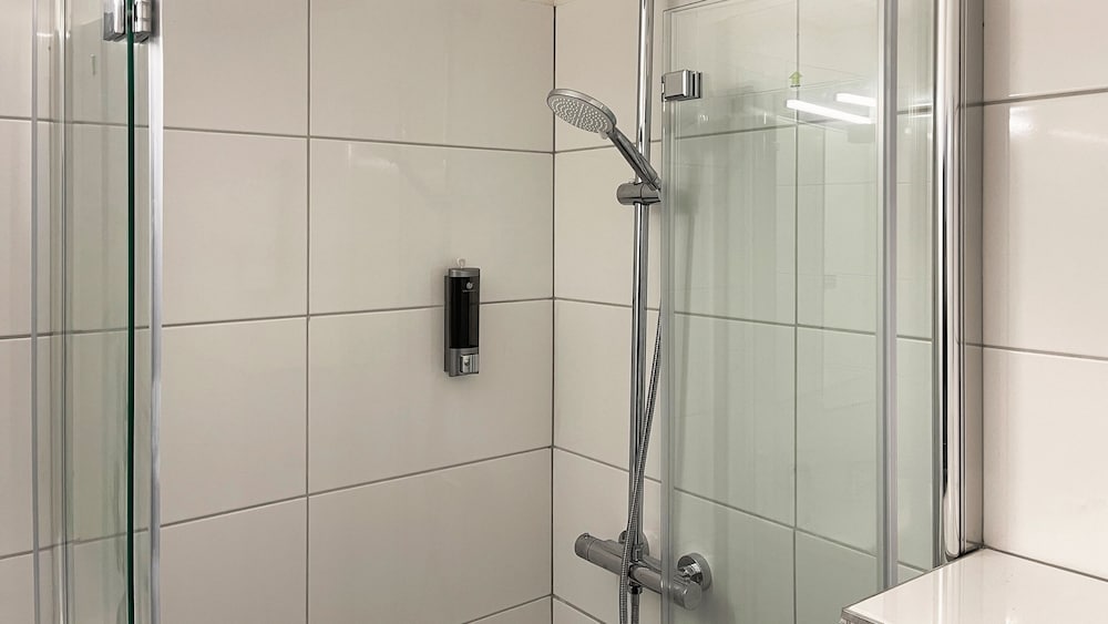 Фото Zentral gelegene Studios i home2share