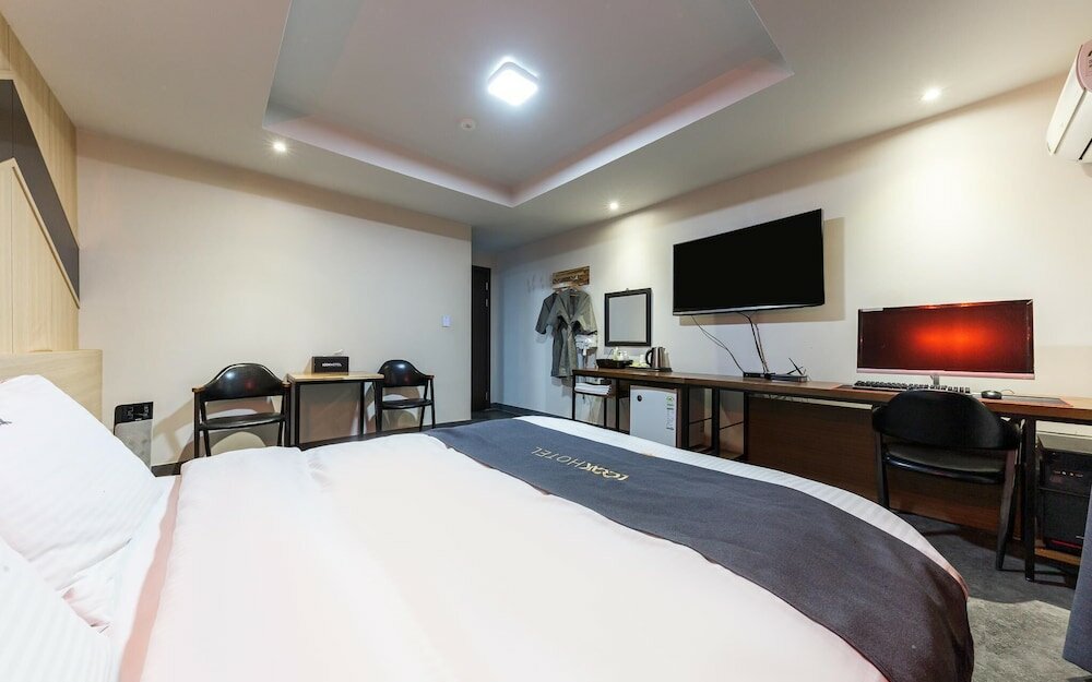 Фото Daejeon Look