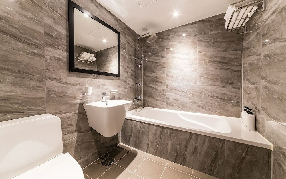 Фото Suwon Hotel Jun