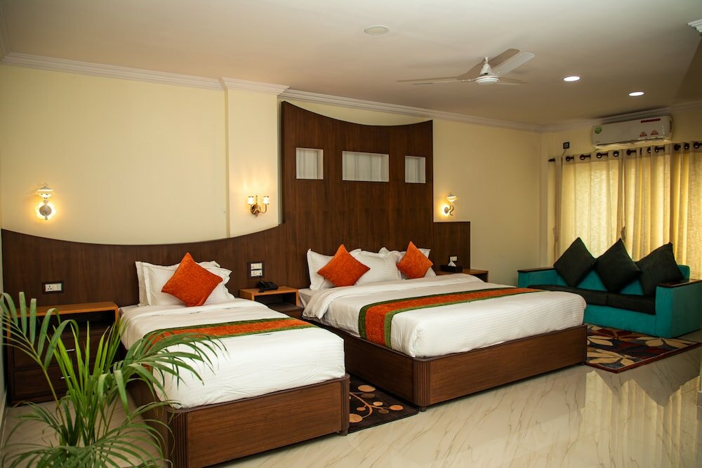 Фото Gautam Buddha Airport Hotel