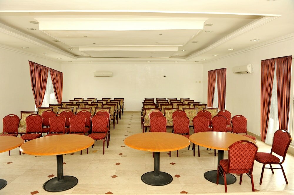 Фото Silver Towers Hotel