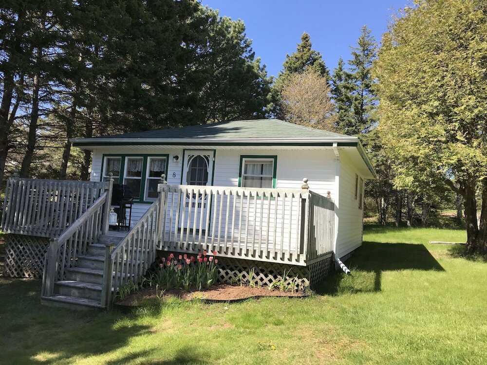 Фото By The Bay Cottages