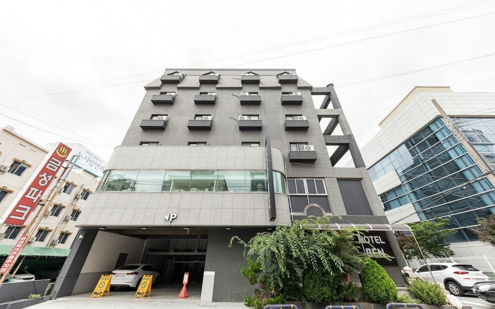 Фото отеля 1