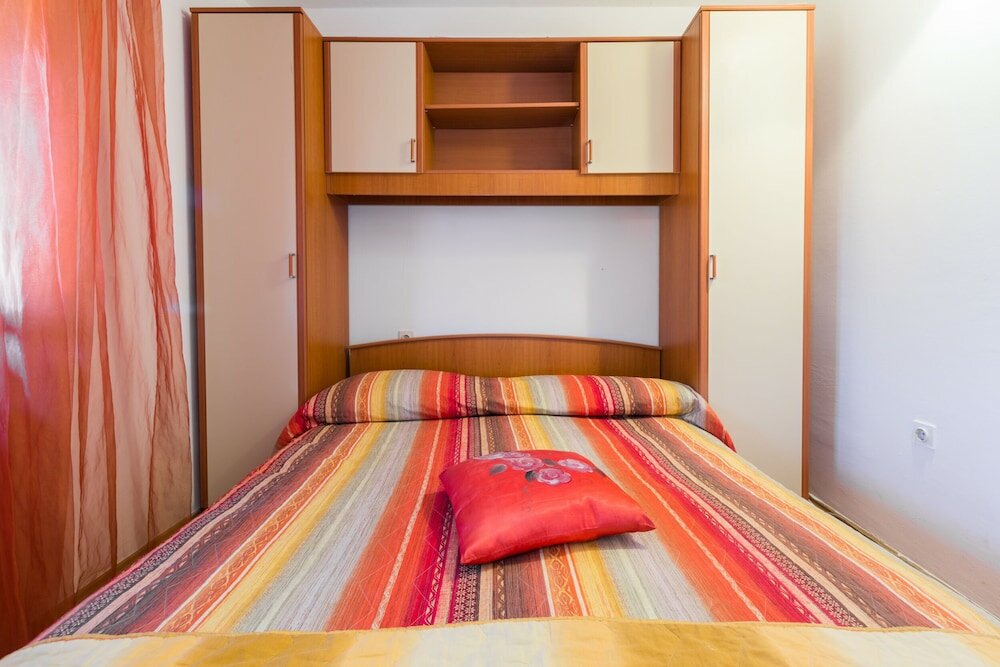 Фото Anamarija Apartments close to the beach