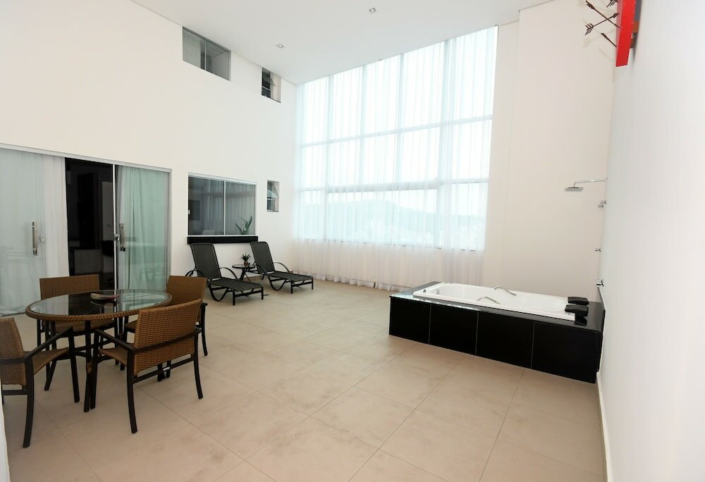 Фото IT Itabira Hotel