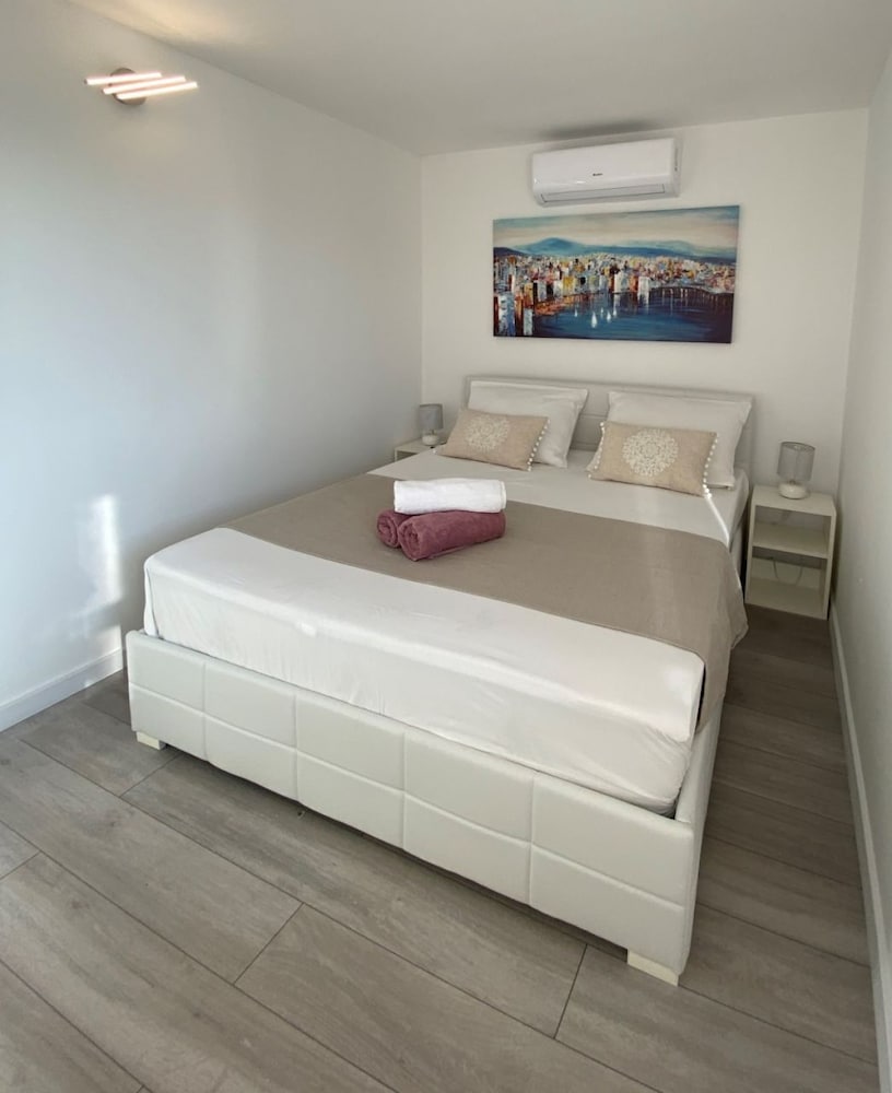 Фото Miroslava - With Pool - A1