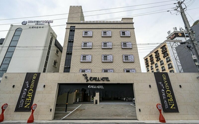 Гостиница Chungju Hotel Fall в Чхунджу