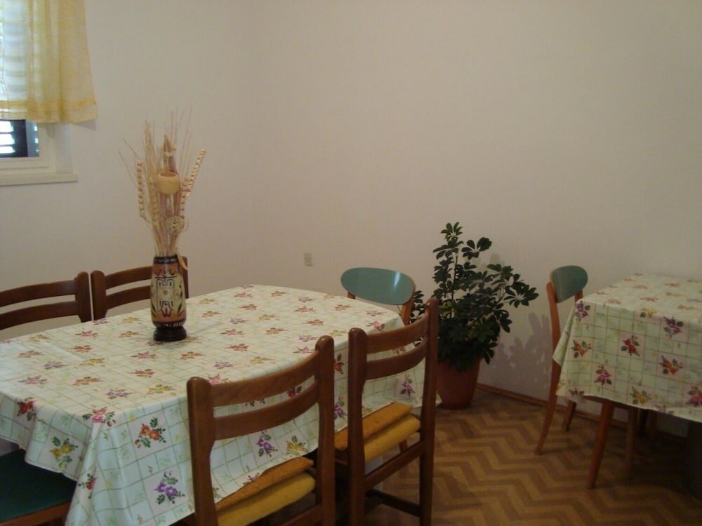 Фото Vedrana - 150 m From Beach - A1