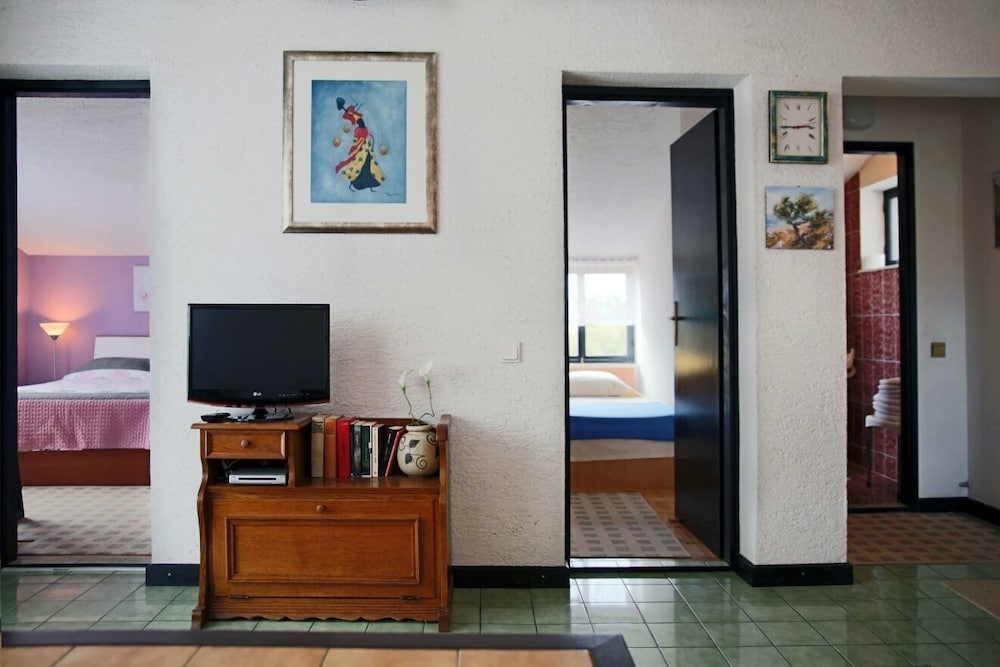 Фото Miba - Close to the sea & Parking - A1