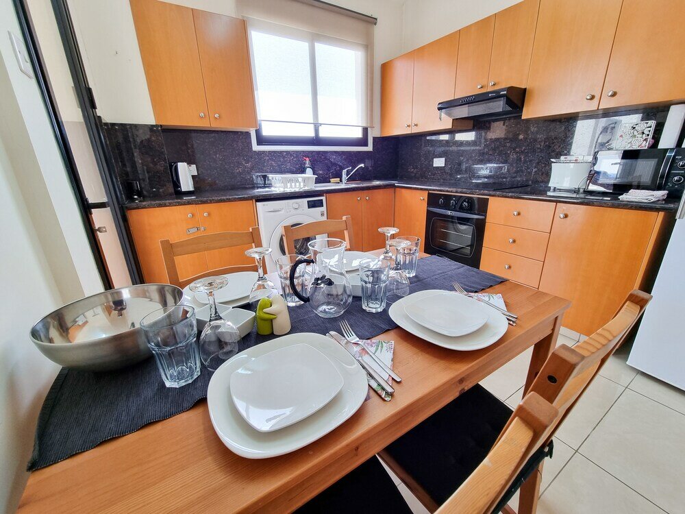 Фото Апарт-отель Sunset Springs Apartment