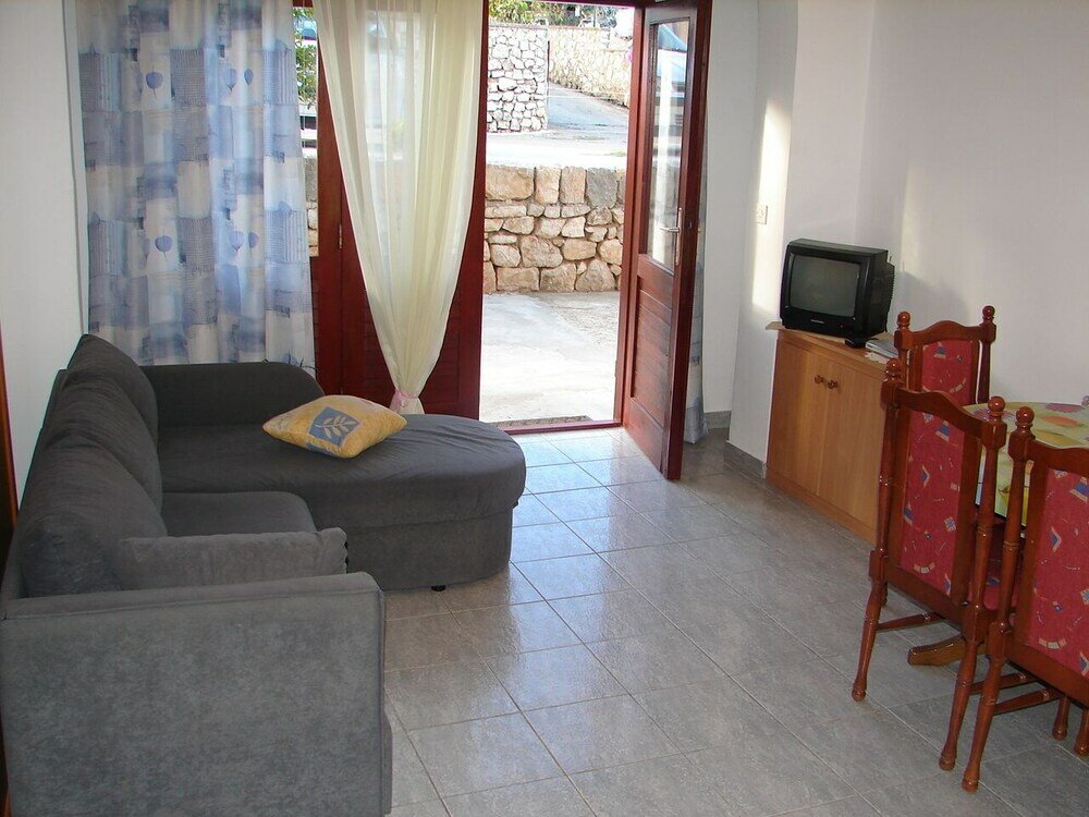 Фото Petri - Close to the sea - A3 Sivi