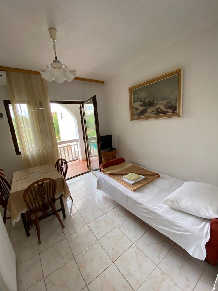 Фото Biljana - 150m From Beach - A1