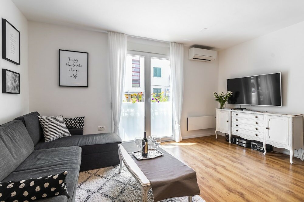 Фото Jelena - A1