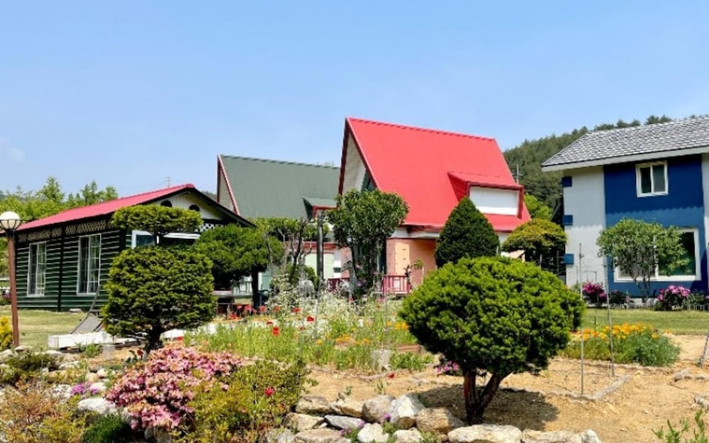 Фото Yangyang Badaae Geolinbeol Pension