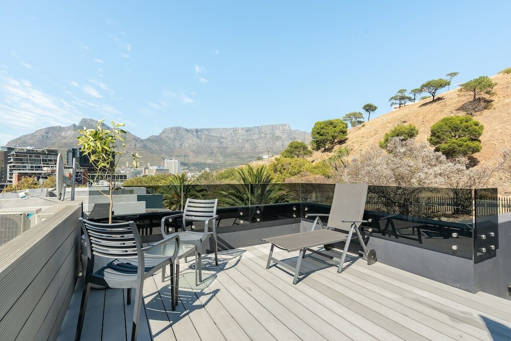 Фото Modern Apartment in De Waterkant Private Rooftop