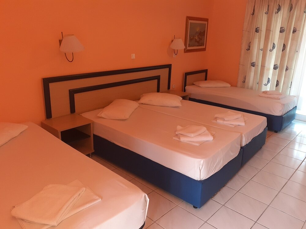 Фото Polychrono Beach Hotel