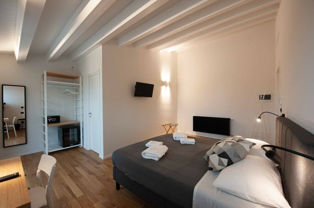 Фото Palazzo al Carmine