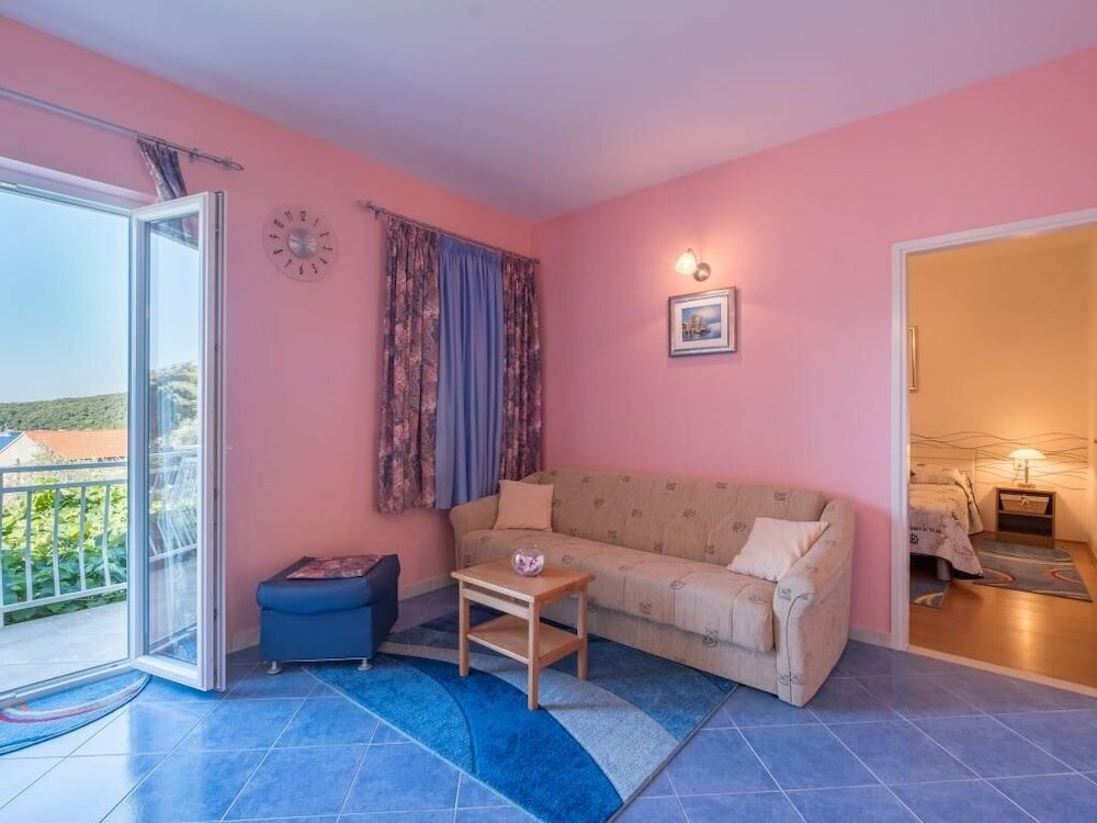 Фото Apartments Saulan