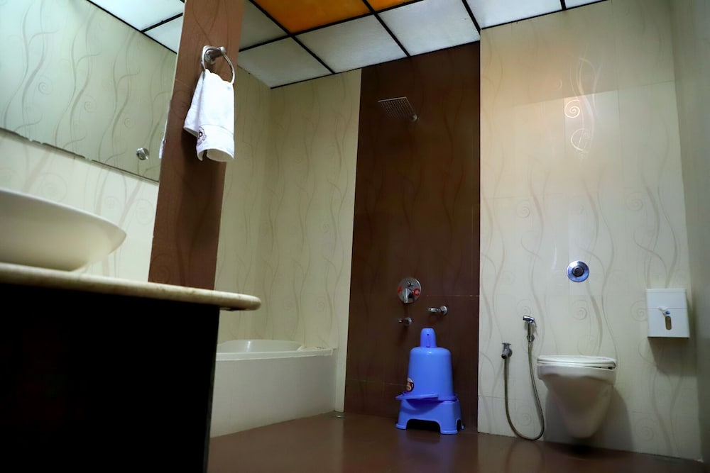 Фото Hotel Heera Excutive