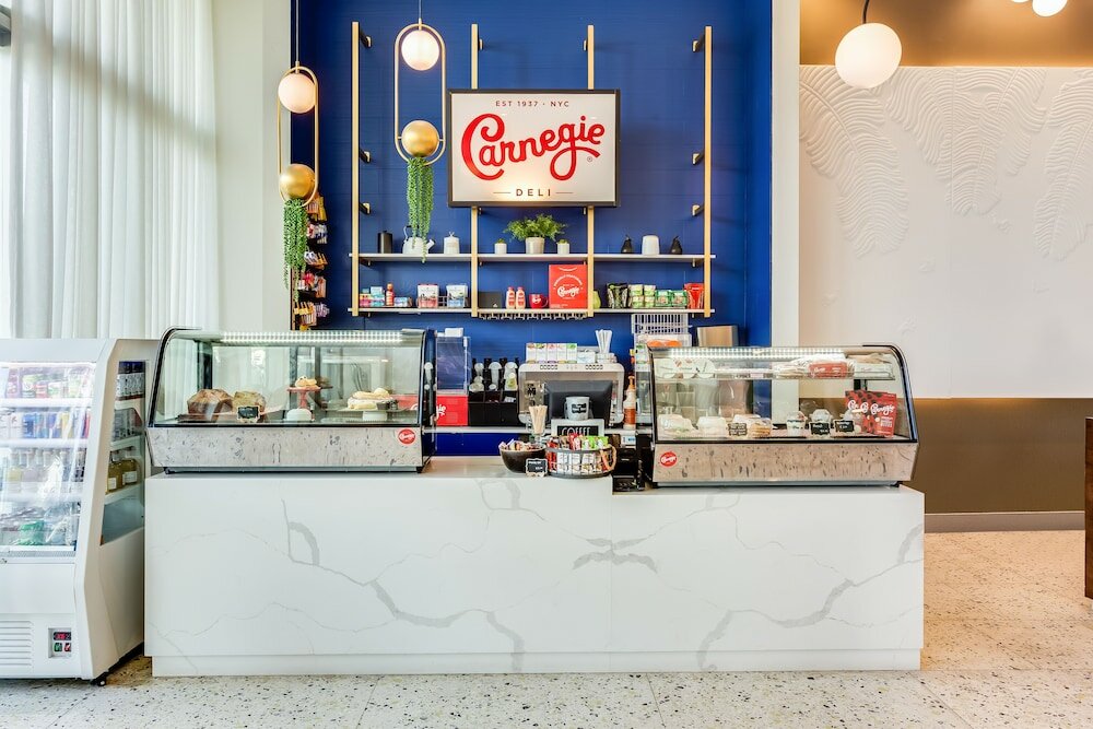 Фото Serena Hotel Aventura Miami, Tapestry Collection by Hilton