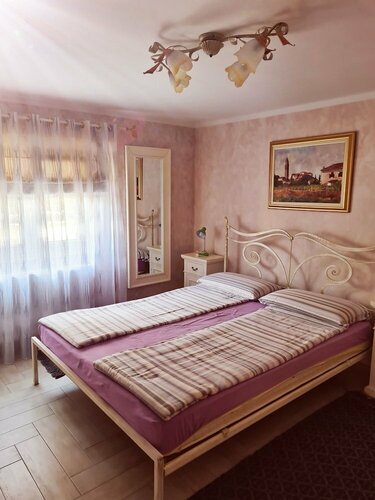 Гостиница Viktorov Comfortable 2-bed Apartment